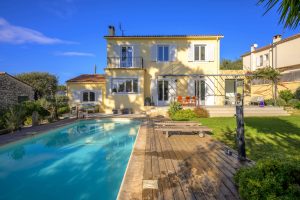 NICE CIMIEZ – Grande maison individuelle avec piscine entourée de jardin