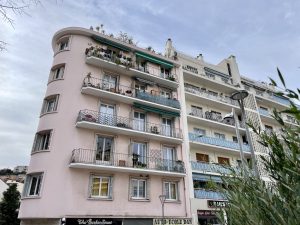 Nice Saint Sylvestre – Appartement au calme en retrait de la place Goiran