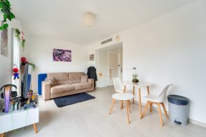 NICE – Cimiez – Beau studio de 26 m² en dernier étage dans une résidence récente