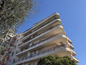 Appartement avec terrasse orientée Sud-Ouest (EN)