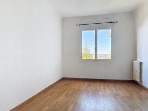 Appartement avec terrasse orientée Sud-Ouest (EN)