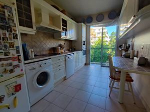 Nice Bas Cimiez – Appartement 3 pièces dernier étage avec terrasse vue panoramique