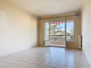 Appartement avec terrasse orientée Sud-Ouest (EN)